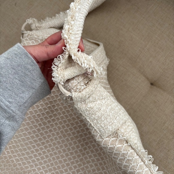 St. John Cream Fringe Tweed Woven Shoulder Bag - Picture 8 of 11
